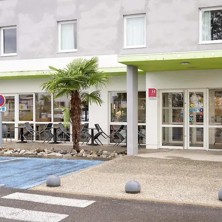 Mont-de-marsan Otel 2*