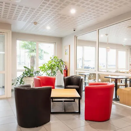 B&B Hotel Mont-De-Marsan 2*