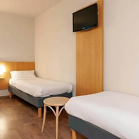 Hotel Mont-de-marsan Saint-Avit (Landes)