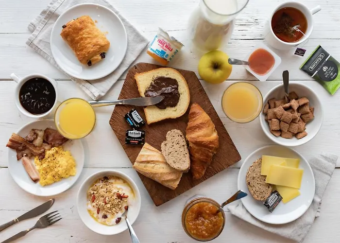 Mont-de-marsan Hotel 2*