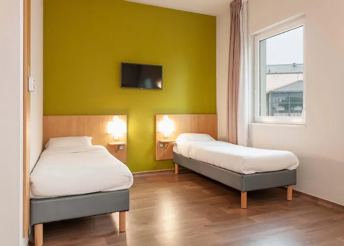 B&B Hotel Mont-De-Marsan 2*