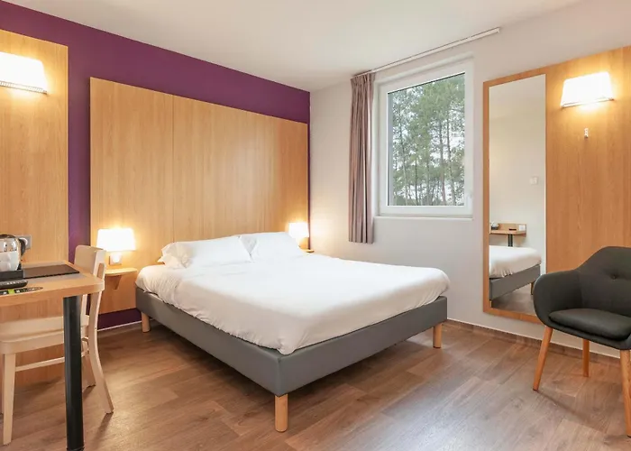 Mont-de-marsan Hotel Saint-Avit (Landes)