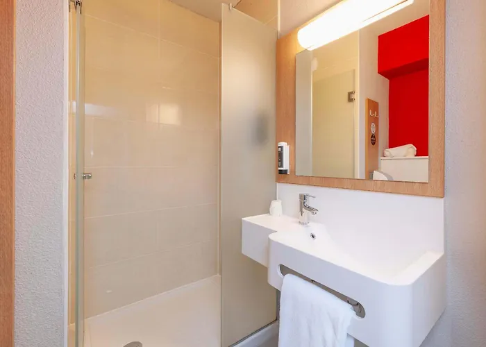 B&B Hotel Mont-De-Marsan Saint-Avit (Landes)